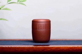 《紫砂快客杯旅行裝迷你款》經(jīng)典器型紫砂紫泥古樸典雅 《紫砂快客杯旅行裝迷你款》經(jīng)典器型紫砂紫泥古樸典雅
