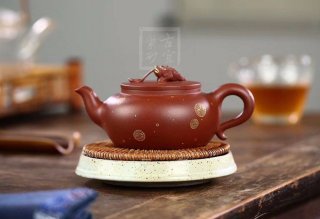 《金蟾壺》 《金蟾壺》