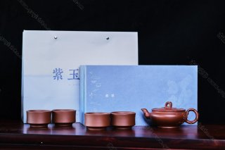 梅花玉盤 梅花玉盤