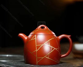 《金絲秦權(quán)》 《金絲秦權(quán)》