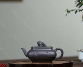 四方金蟾 四方金蟾