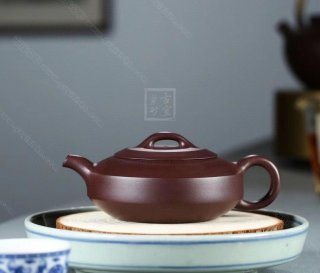 《漢君壺》 《漢君壺》