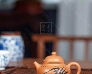 《玉蘭容天》 《玉蘭容天》