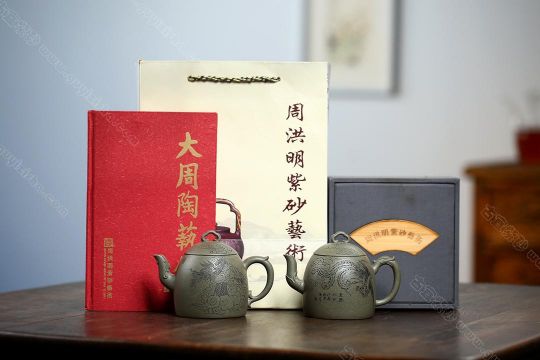 龍鳳呈祥—對壺 龍鳳呈祥—對壺