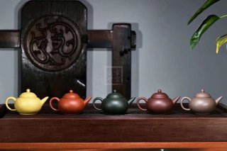 《五色土》綠泥,朱泥,紫泥,青灰泥,段泥純手工宜興紫砂壺茶具水平茶壺 《五色土》綠泥,朱泥,紫泥,青灰泥,段泥純手工宜興紫砂壺茶具水平茶壺