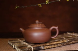 《圓墩》宜興紫砂壺助理工藝美術(shù)師茶具紫泥創(chuàng)新 《圓墩》宜興紫砂壺助理工藝美術(shù)師茶具紫泥創(chuàng)新