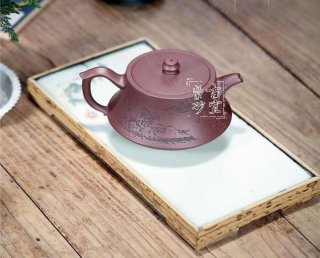 《柱礎》 《柱礎》