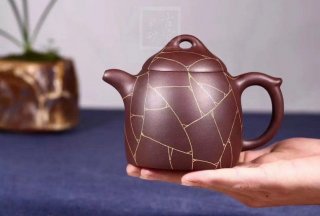 《金絲秦權》宜興紫砂壺工藝美術師手工紫泥泡茶壺秦權茶具 《金絲秦權》宜興紫砂壺工藝美術師手工紫泥泡茶壺秦權茶具