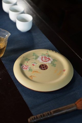 《壺承干泡臺(tái)》 《壺承干泡臺(tái)》