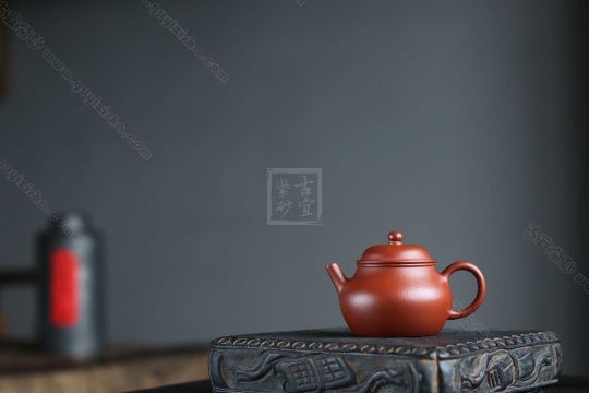 《容天》 《容天》