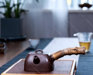 達明四方唐羽 達明四方唐羽