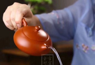 《扁西施》 《扁西施》