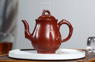 《梅花寶瓶》 《梅花寶瓶》