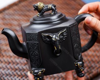 威震八方 威震八方